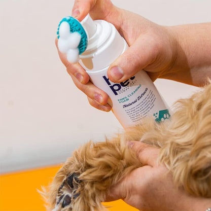 Hi Pet Dog Paw Cleaner Foam with Built-in Paw Scrubber Brush, Paw Cleaner for Dogs and Cats, Cat