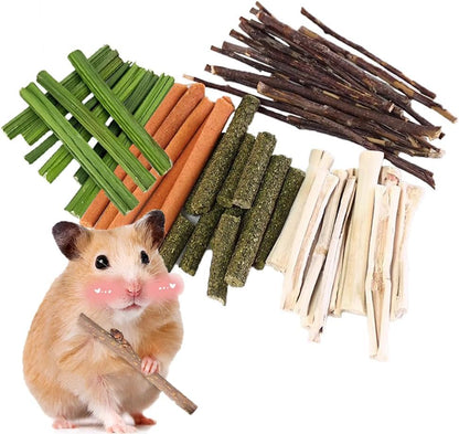 400g 5 Guinea Pig Toys Apple Sticks, Tissimo Grass Sticks, Sweet Bamboo, Papaya Stems, Carrot