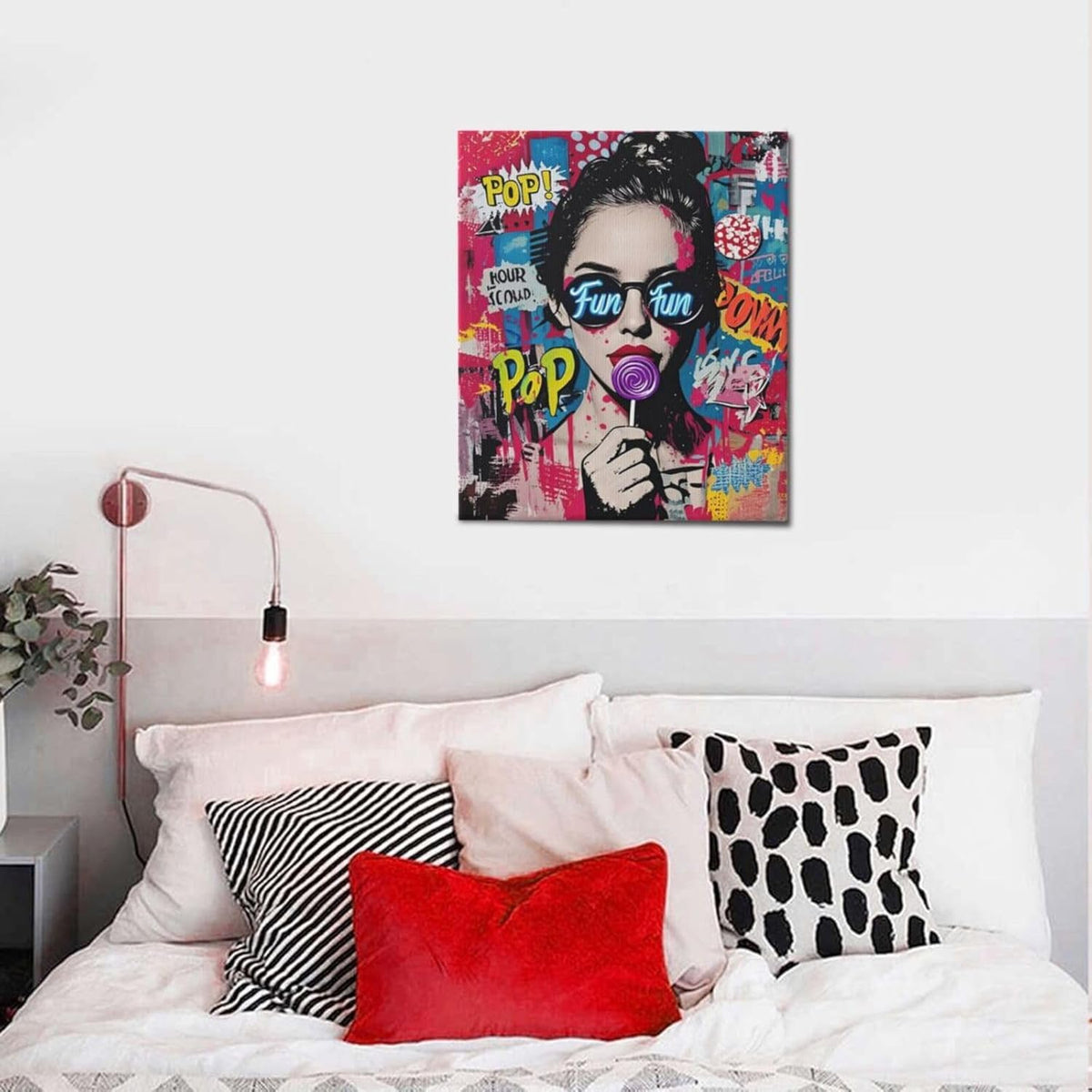 Fashion Women Wall Art Glam Modern Artwork for Girls Banksy Street Graffiti Pop Art Canvas Pictures
