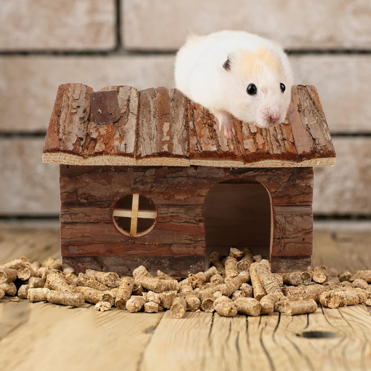 Hypeety Natural Wooden Hamster House Cage Small Animals House with Chimney for Pet Rats Gerbil