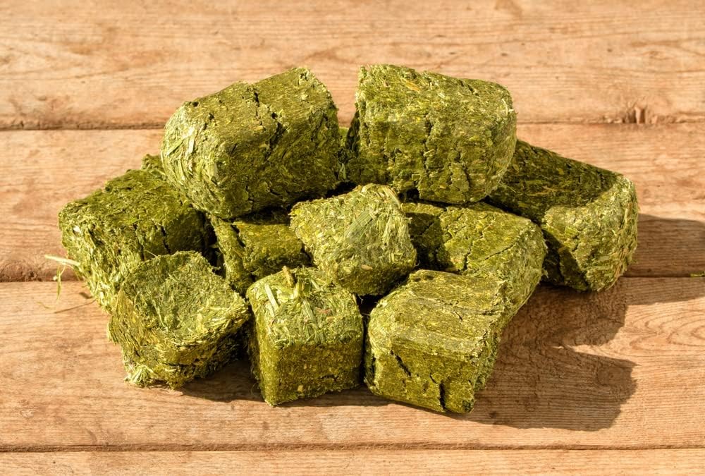 CZ Grain Alfalfa Cubes for Feeding - Rabbits, Goats, Chickens, Cattle, Horses, All Animals Love