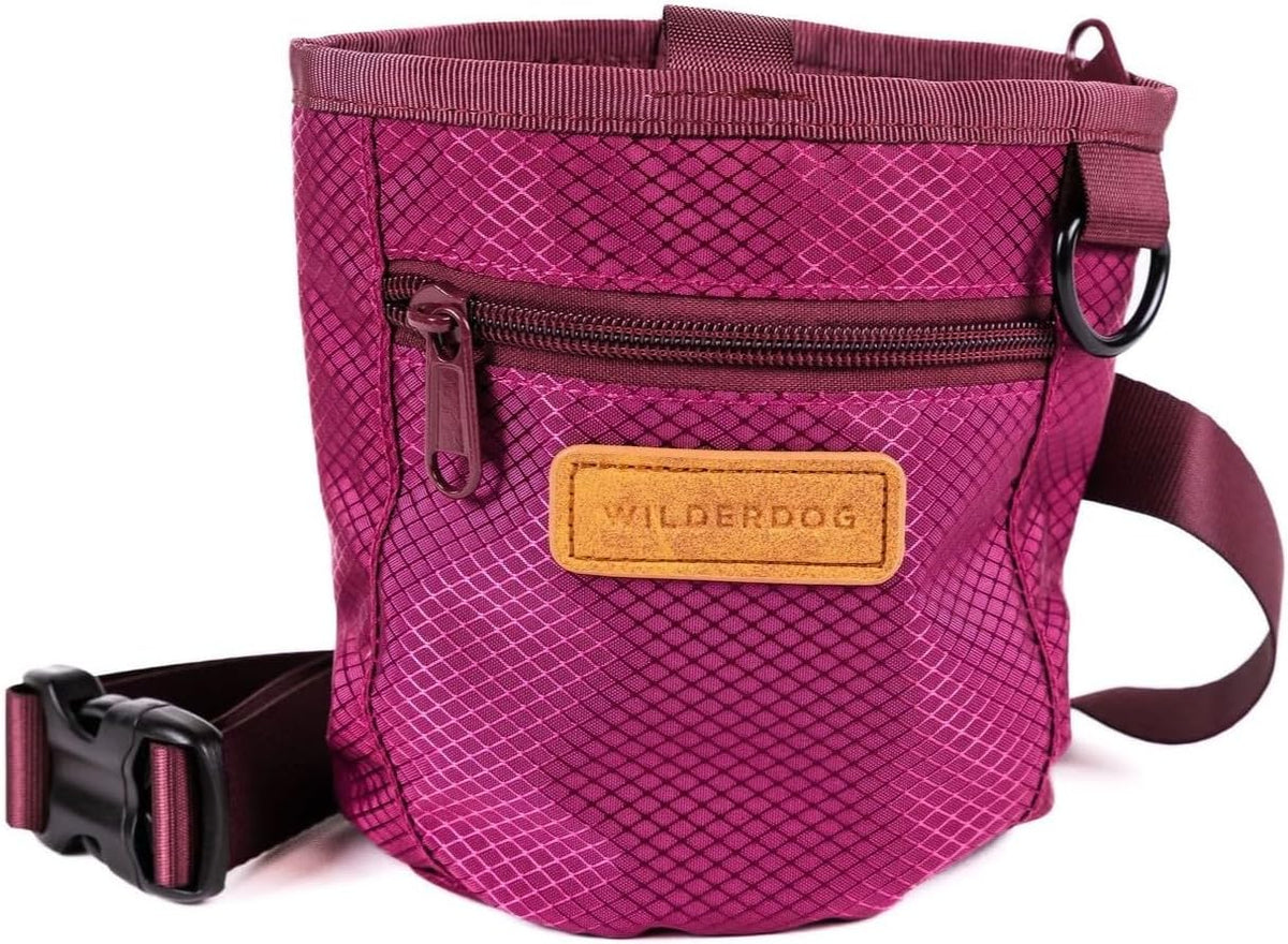 Wilderdog Dog Training Treat Pouch with Magnetic and Zipper Closure, Carabiner Attached, Adjustable