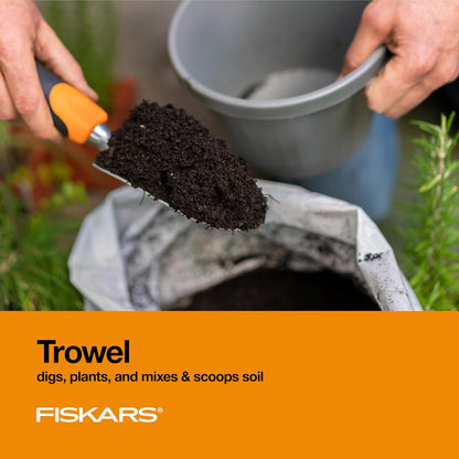 Fiskars 3-in-1 Garden Tool Set, Includes Trowel, Transplanter, and Cultivator for Outdoor