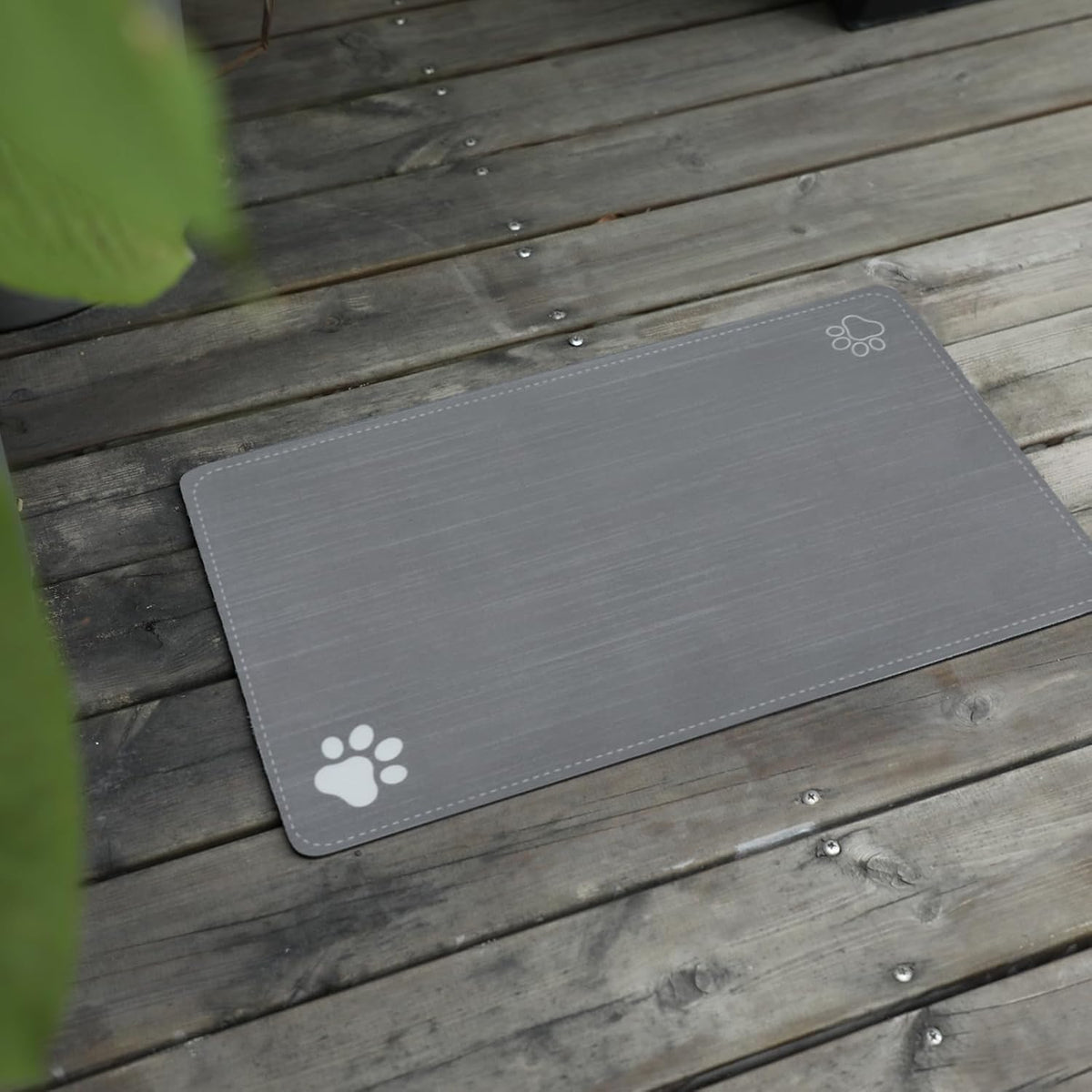 Le courant Cat & Dog Feeding Mat for Bowl-Pet Eating mat,Absorbent Non-Slip,Quick Dry Dog Water
