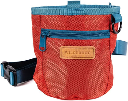 Wilderdog Dog Training Treat Pouch with Magnetic and Zipper Closure, Carabiner Attached, Adjustable