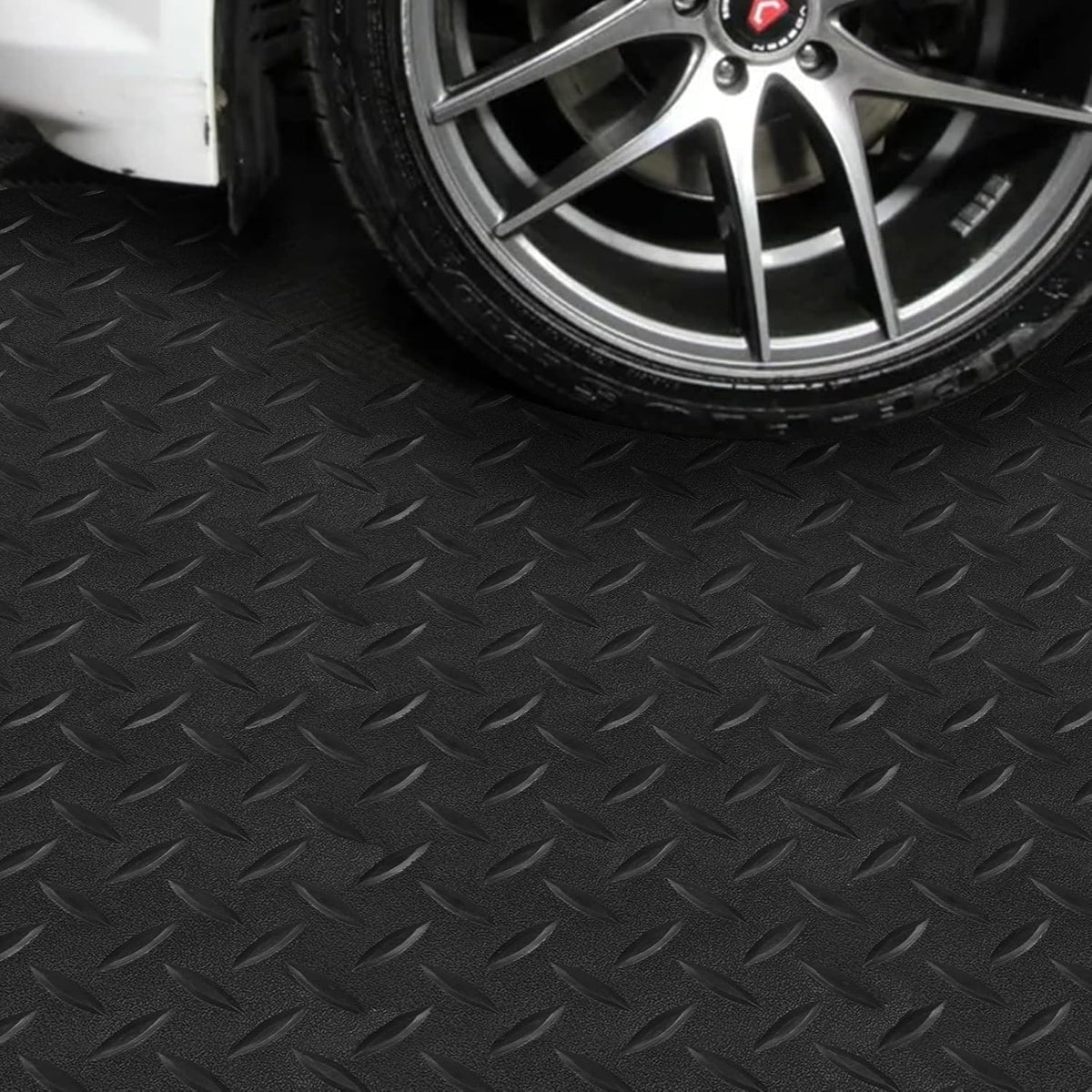 Boshen 5Ft x 12Ft Rubber Flooring Mats 1.6mm Diamond Plate Flooring Roll 60sqft Rubber Trailer