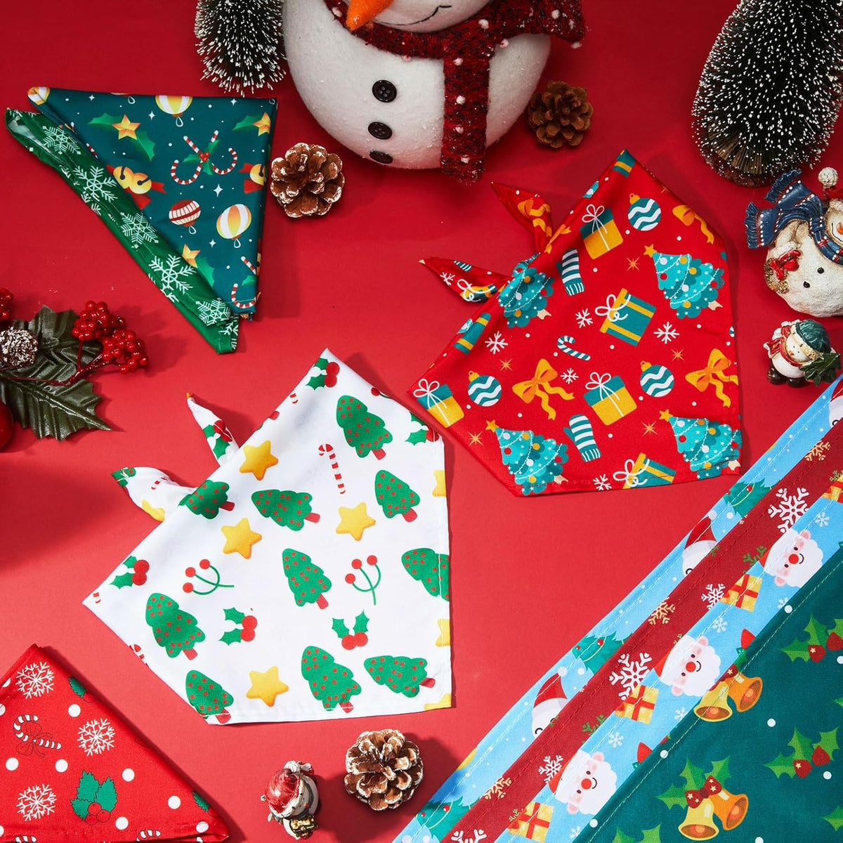 Chunful 30 Pcs Christmas Bandanas for Dogs Xmas Bandanas Bulk with Santa Snowflake Candy Cane