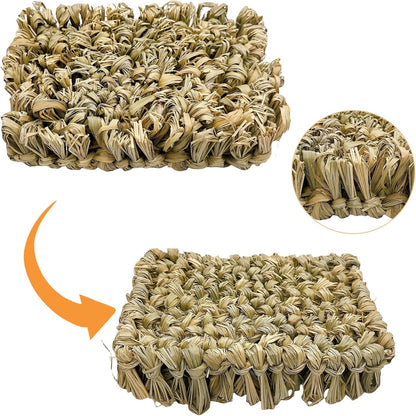 Hamiledyi Rabbit Grass Bed 2PCS Guinea Pig Hay Mat Bunny Natural Straw Woven Bed Rabbit Handmade