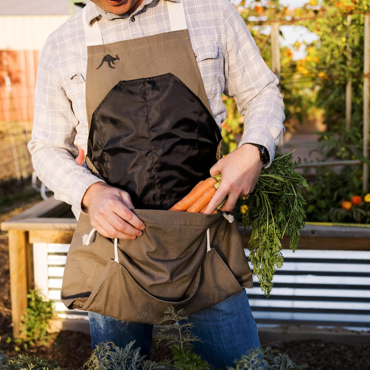Roo Gardening Apron with Pockets & Harvesting, Picking Pouch - Adjustable, Water-resistant