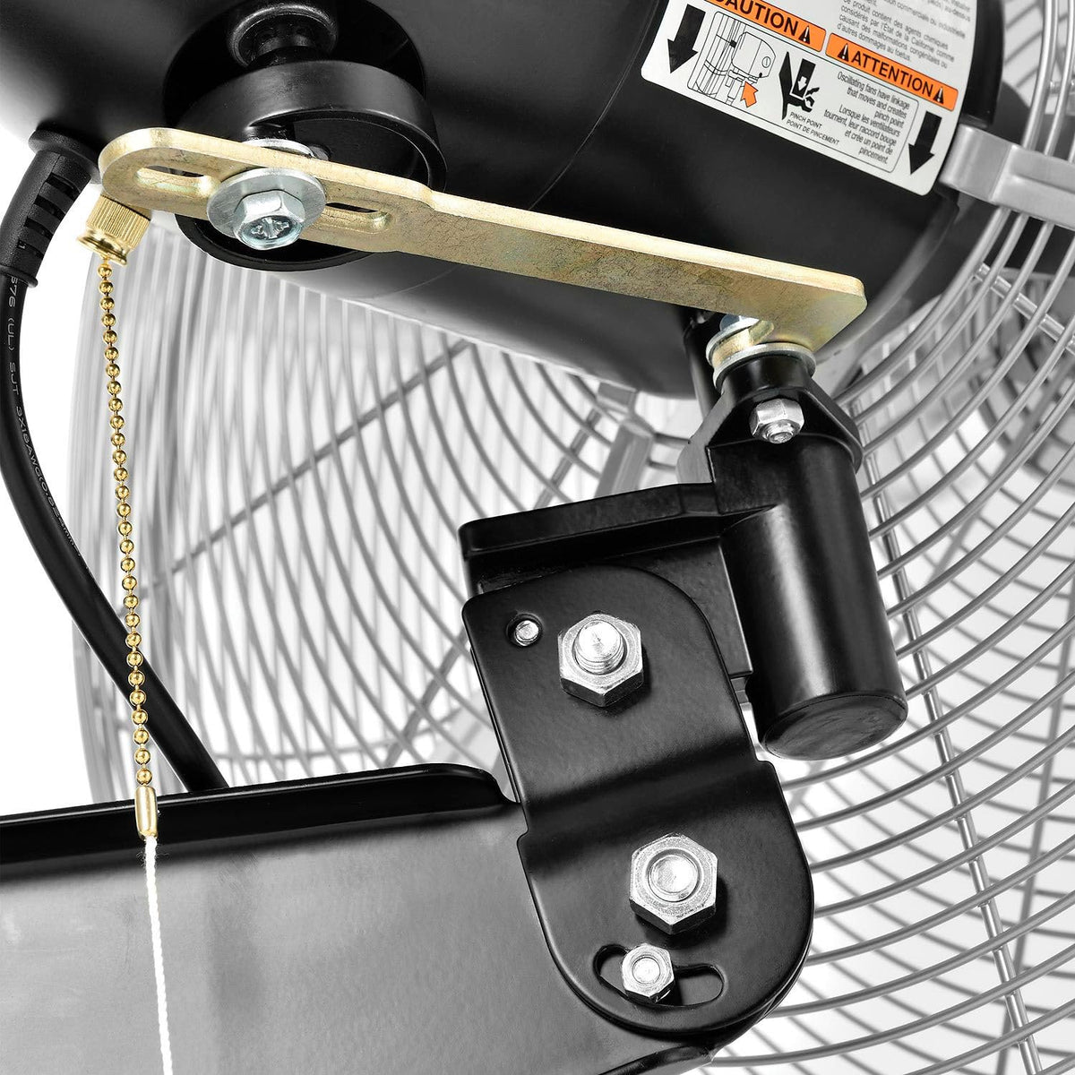 Global Industrial Deluxe Wall Mount Fan, 30" Diameter, Fixed and Oscillating Head, 3 Speed, 10,000