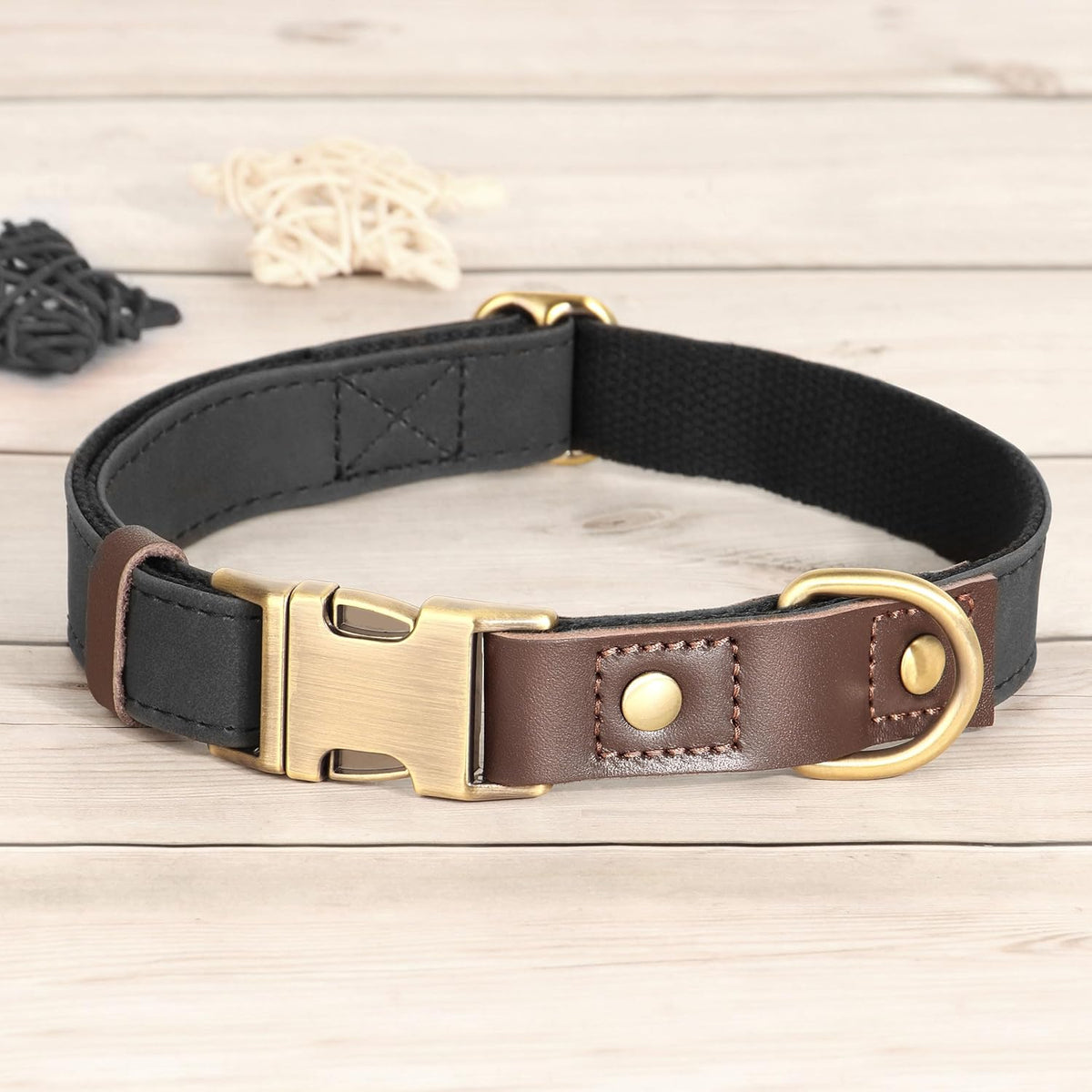 Didog Soft PU Leather Dog Collars for Small Dogs,Classic Adjustable Dog Collars with Quick Release