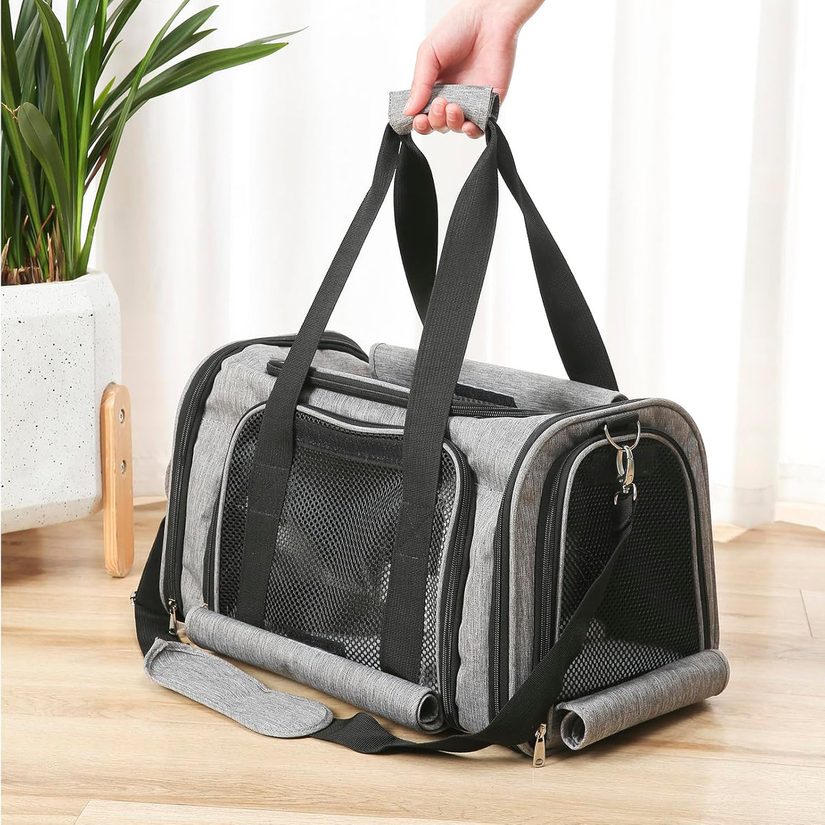 Pet Carrier Bag for Small Medium Cats Dogs Puppies up to 26 Lbs,Steel Frame Dog