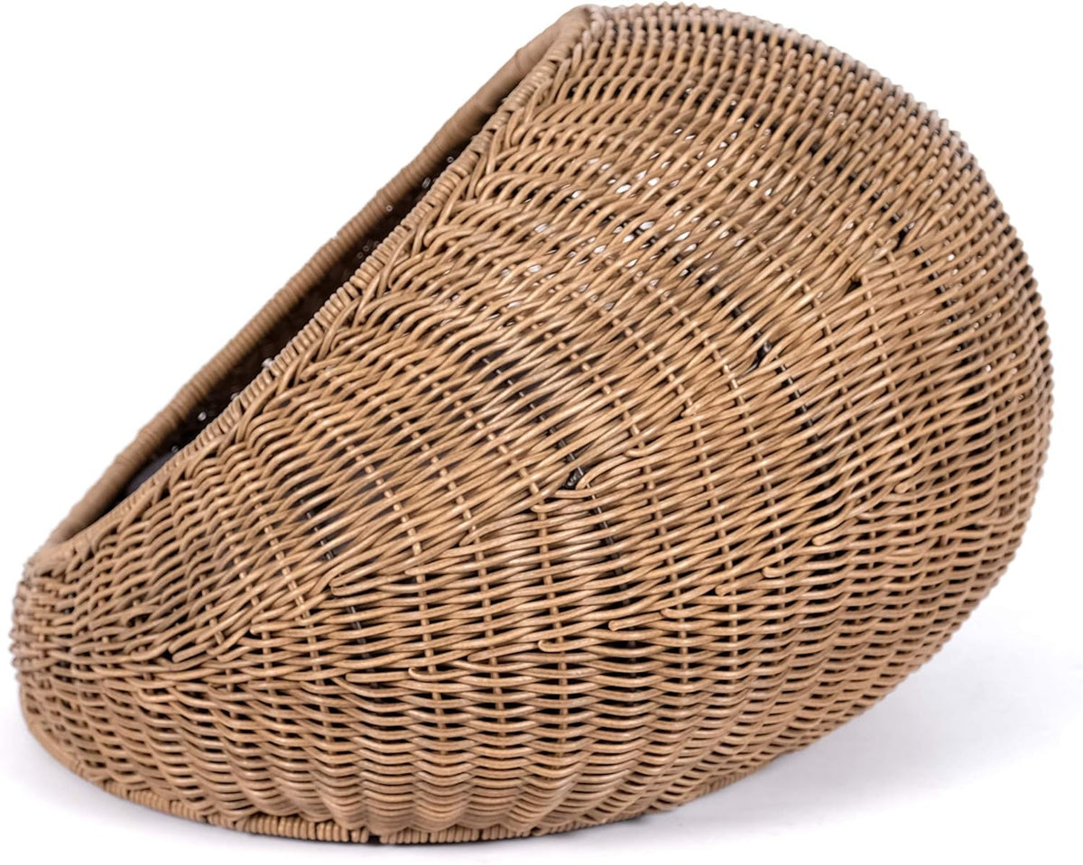 D+GARDEN Wicker Cat Bed Dome for Medium Indoor Cats - a Covered Cat Hideaway Hut of Faux Rattan
