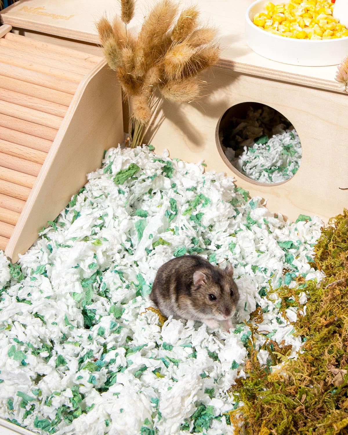 Niteangel Aspen Shaving Hamster Beddings for Syrian Dwarf Hamster Gerbil Mice Degu Rat Rabbit Bunny