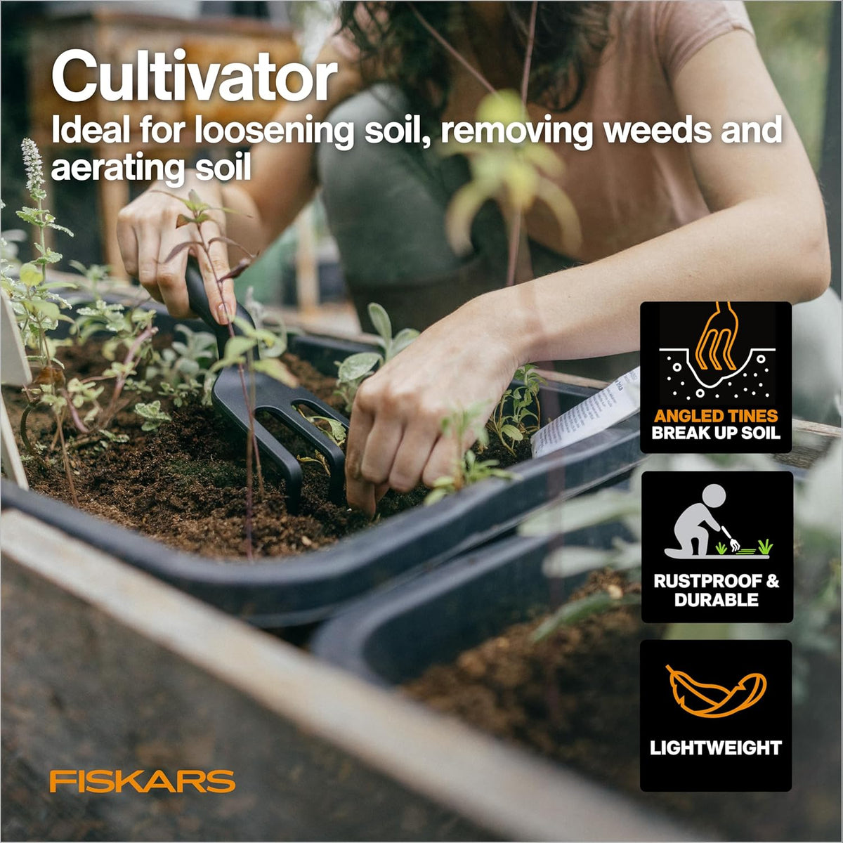 Fiskars House Plant Starter Tool Gift Set with Bypass Pruner, Trowel, Cultivator, and L/XL Garden