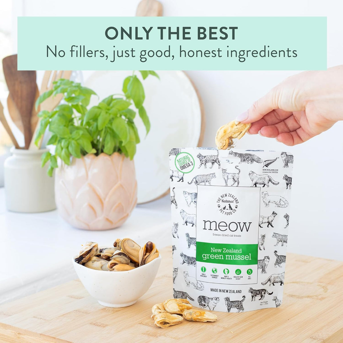 Meow Freeze Dried Cat Treats - New Zealand Green Mussel, High Protein, Healthy Cat Snacks and