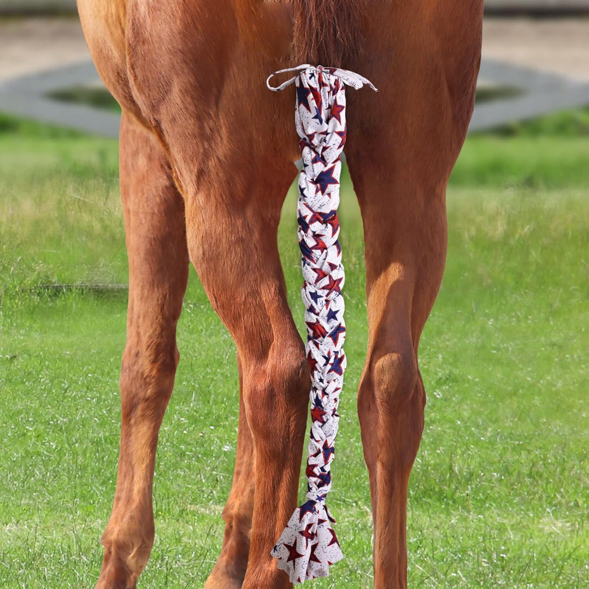 Harrison Howard 3 Tube Stretchy Fabrics Adjustable Closure Lightweight Horse Tail Bag for Horses