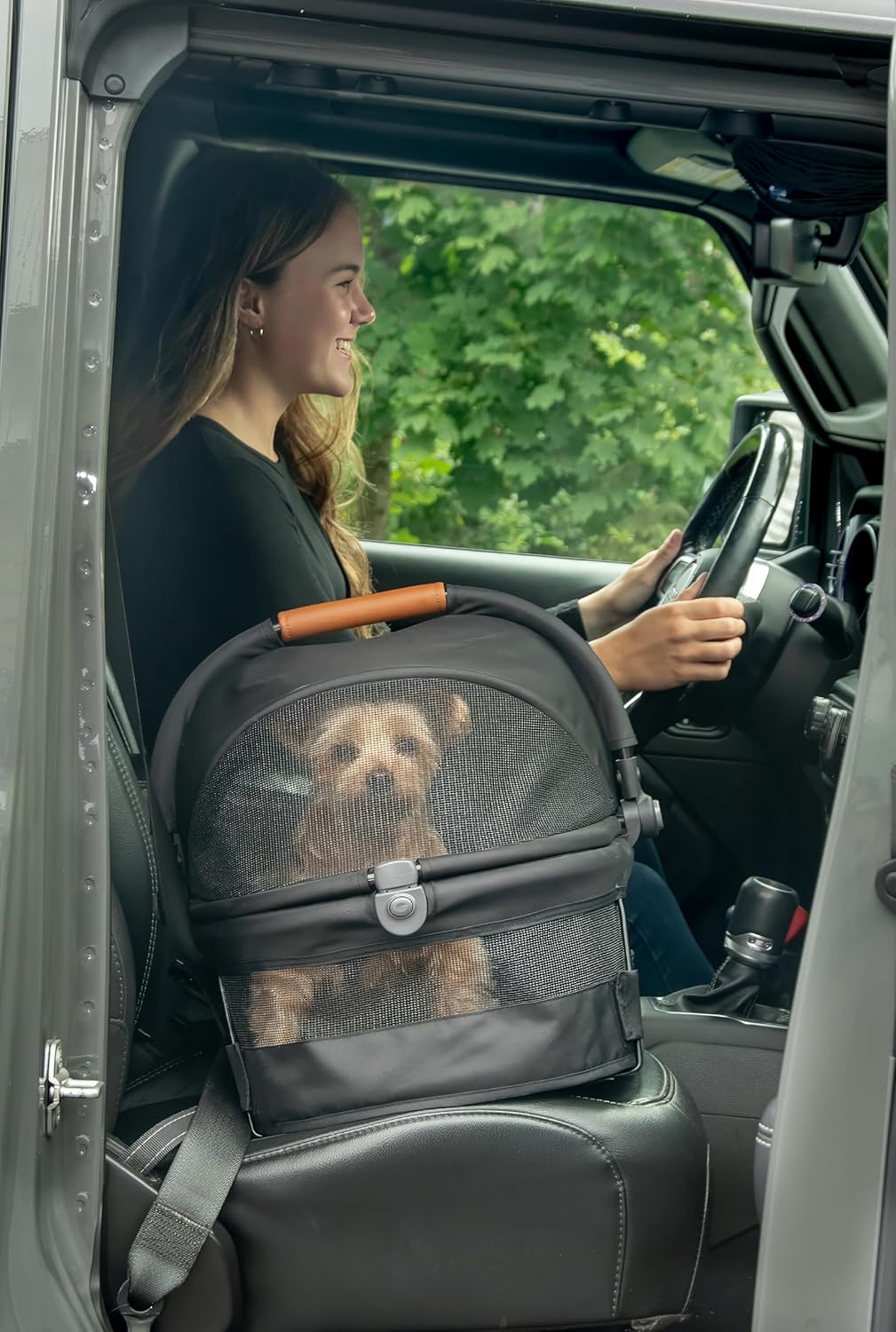 Pet Gear No-Zip View 360 Ultra Lite Pet Safety Carrier & Car Seat for Small Dogs & Cats Push Button