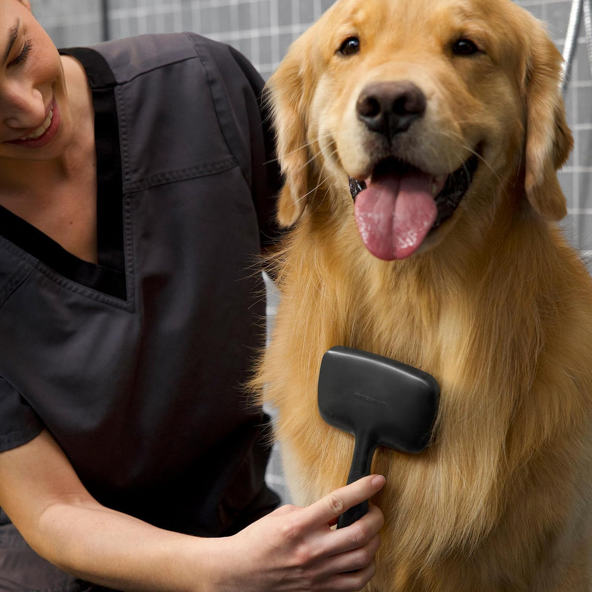 Tweezerman Dog and Cat Slicker Brush for Large Pets, Grooming Brush with Coated Bristles to Prevent