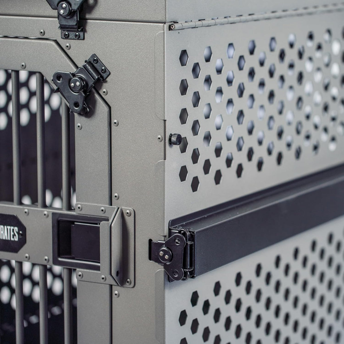ROCK CREEK CRATES Collapsible Dog Crate: Meticulously Engineered, Durable Aluminum Construction