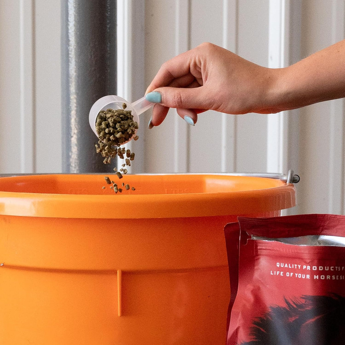 Formula 707 MultiFly Feed-Thru Fly Control Pellets for Horses - Palatable & Safe Fly Population