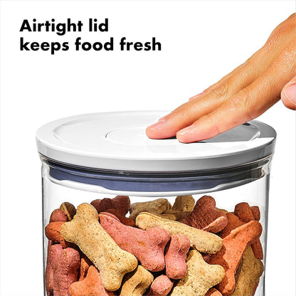 OXO Good Grips Pet POP Container – 3.3 Qt/3.1 L |Ideal for up to 3lbs of Dog Food or 2.5lbs of Cat