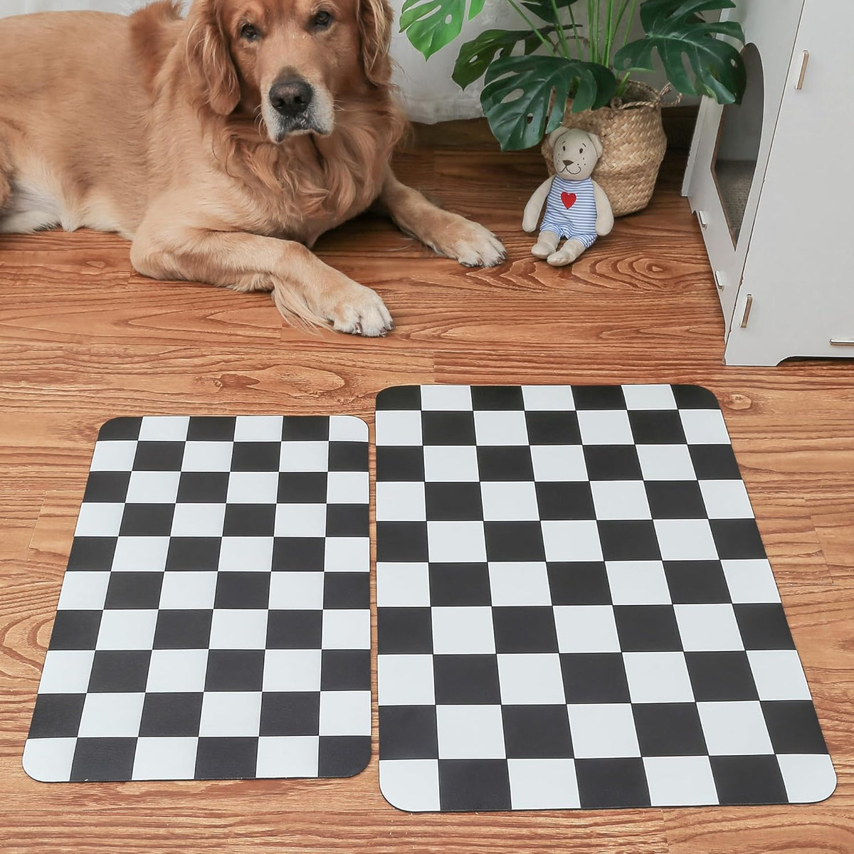 Ralxion Checkered Dog Feeding Mat, Absorbent Mats for Dog Food and Water Bowl, Dispenser, Feeder
