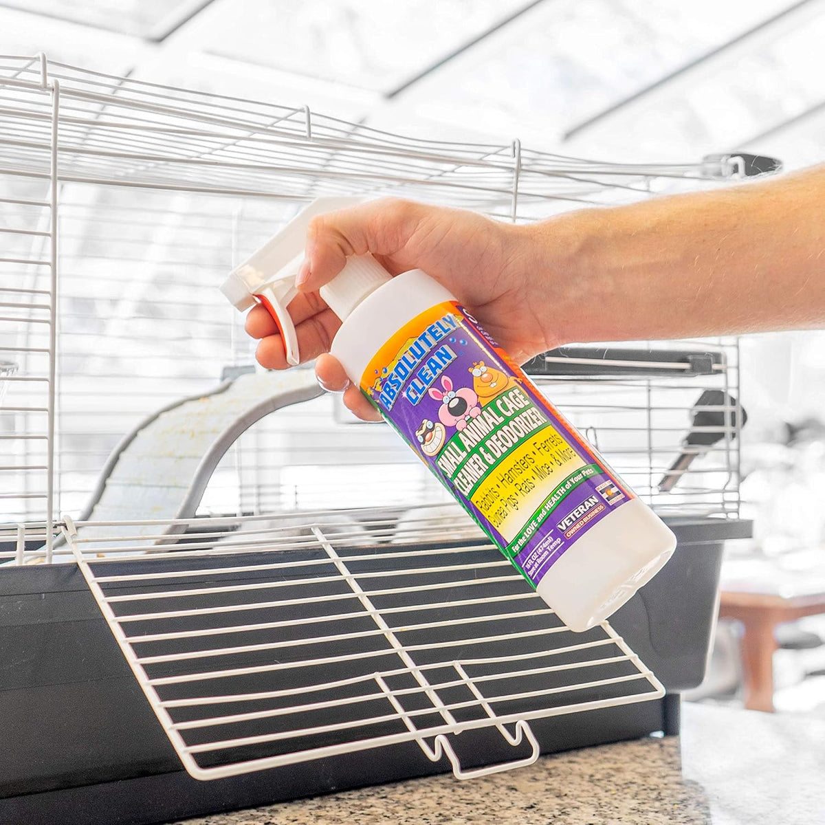 Amazing Small Animal Cage Cleaner, Just Spray/Wipe, Easily Removes Messes & Odors - Hamster Cages