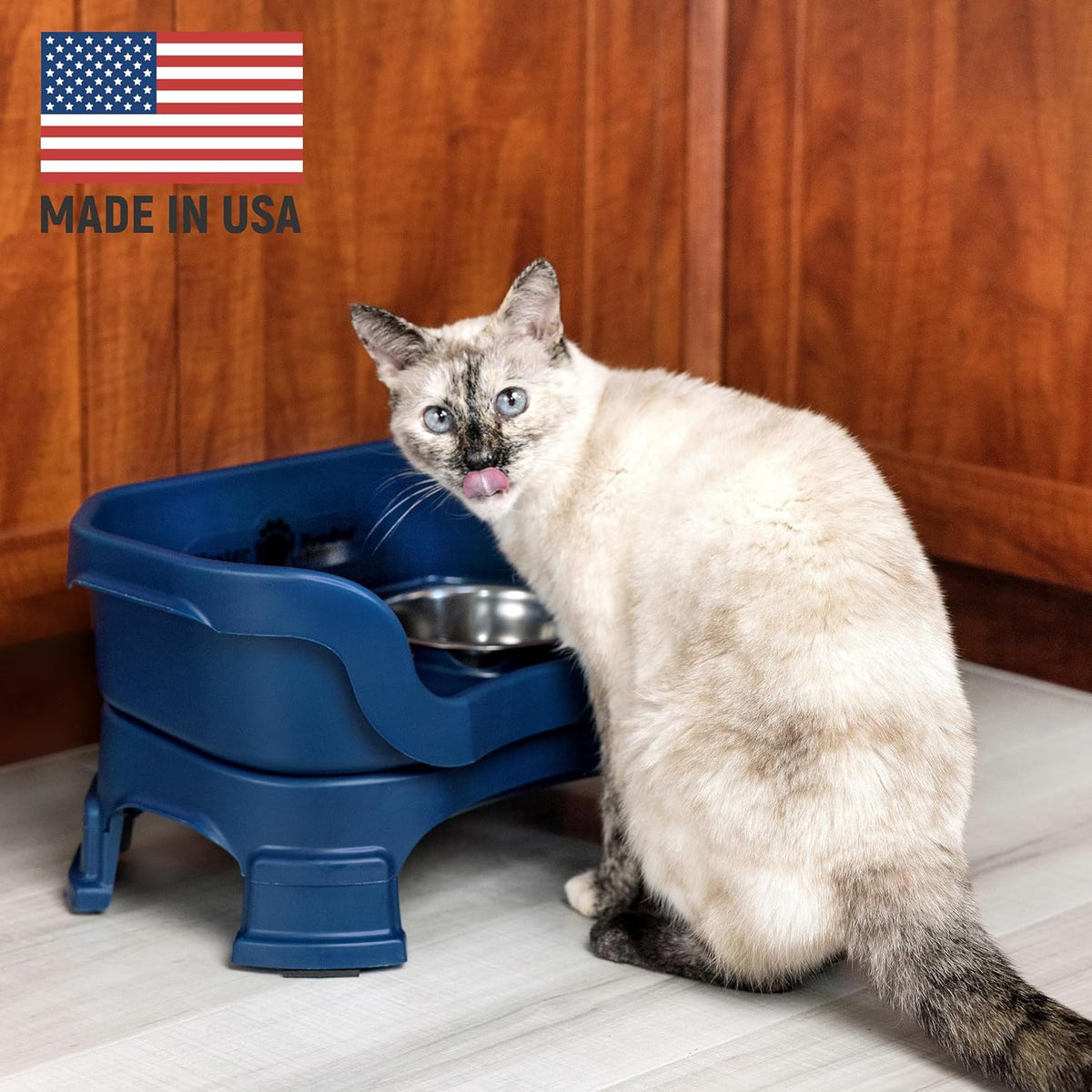 Neater Feeder Deluxe Mess Proof Cat Bowls Elevated for All Breeds – Made in USA – No Spill Raised