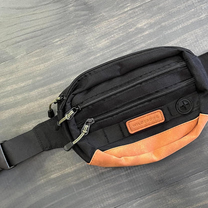 Wilderdog Utility Fanny Pack stores Treats, Balls, Keys in 3 Pockets with adjustable strap and Poop