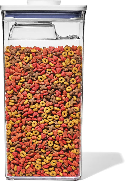 OXO Good Grips Pet POP Container – 6.0 Qt/5.7 L with Half Scoop, Ideal for up to 6.5lbs of Dog Food