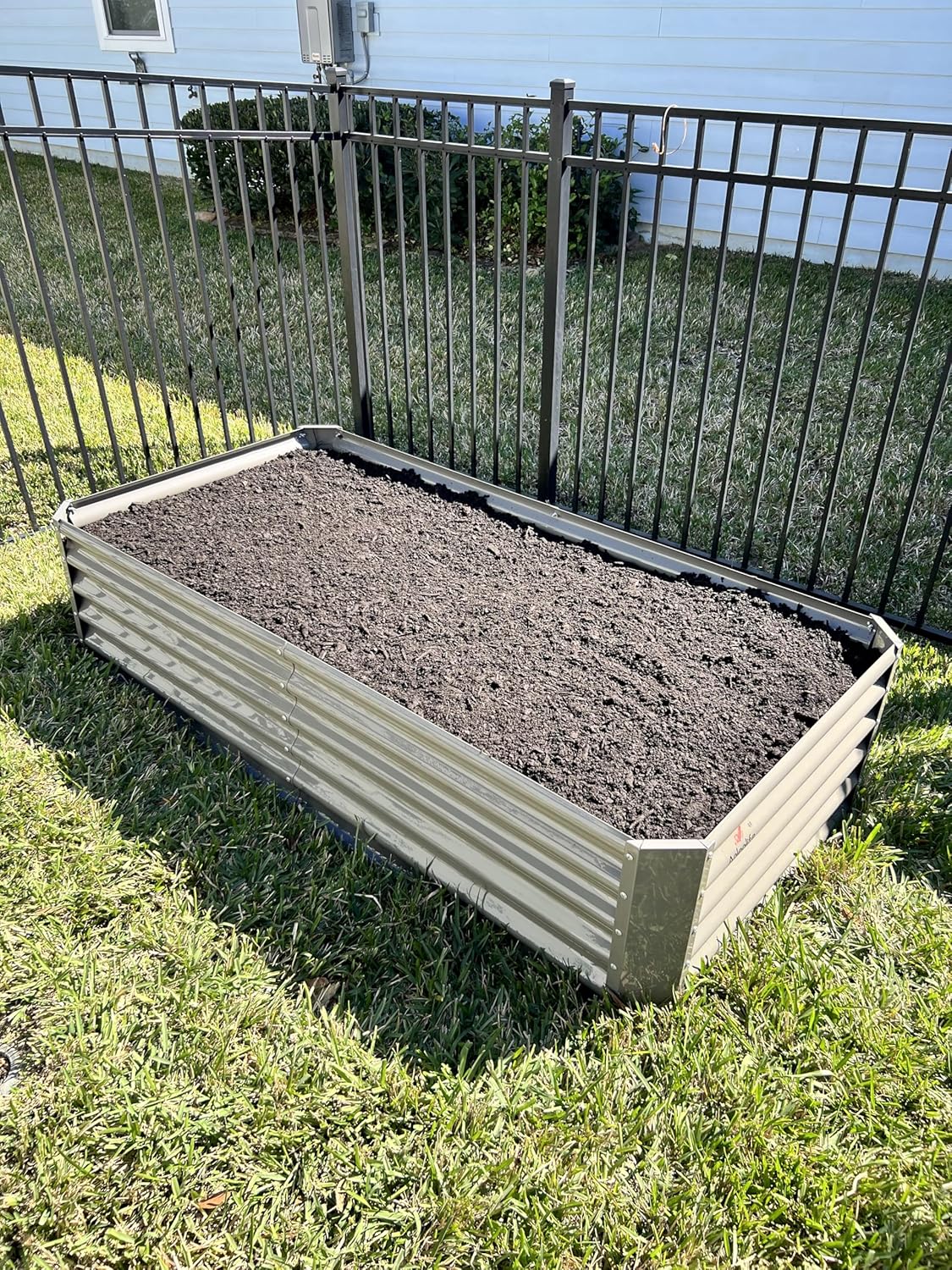A ANLEOLIFE 6X3X1.5 ft Galvanized Raised Garden Beds Outdoor, Rectangular Metal Planter Box for